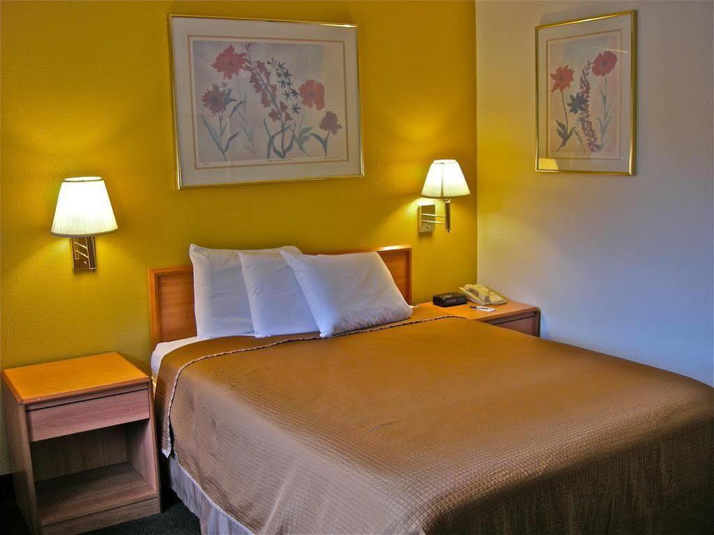 Travelodge By Wyndham Pendleton Or Zewnętrze zdjęcie
