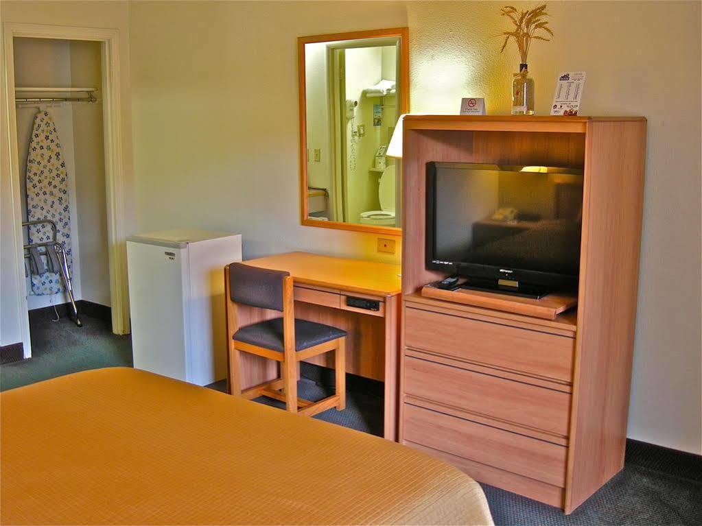 Travelodge By Wyndham Pendleton Or Zewnętrze zdjęcie