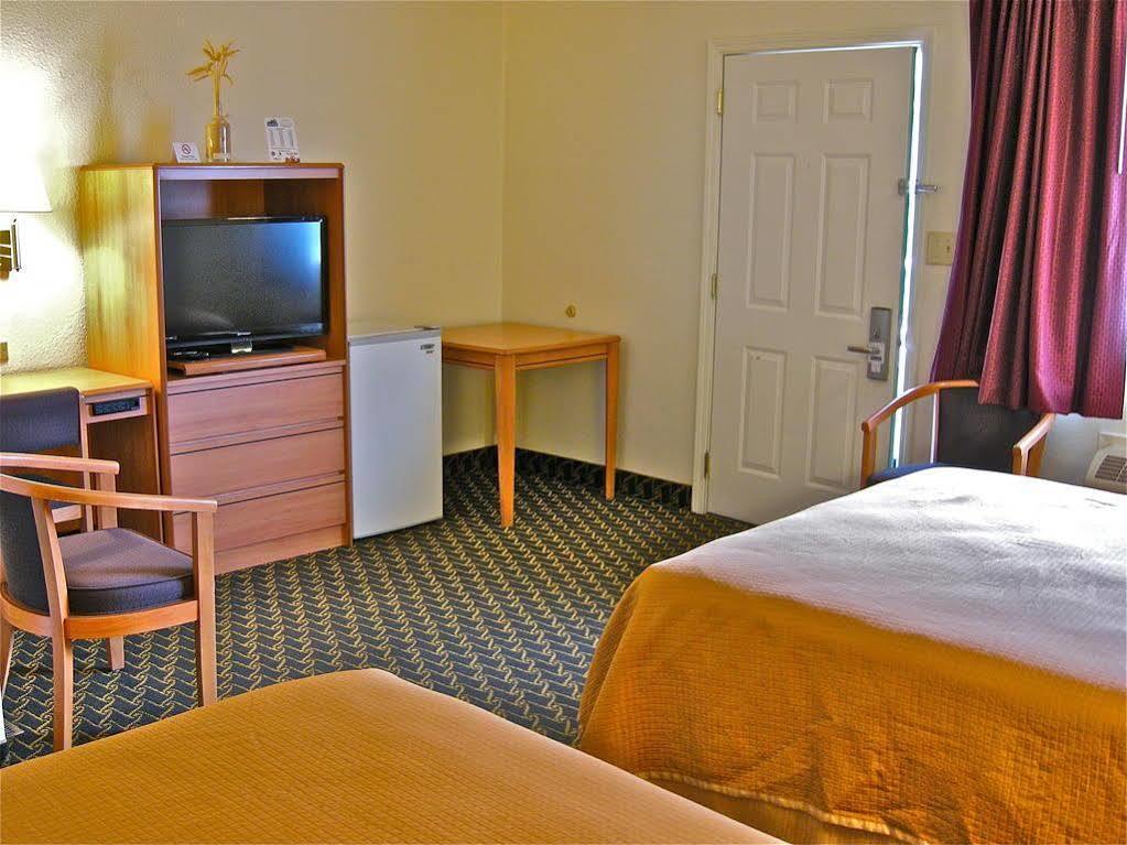 Travelodge By Wyndham Pendleton Or Zewnętrze zdjęcie