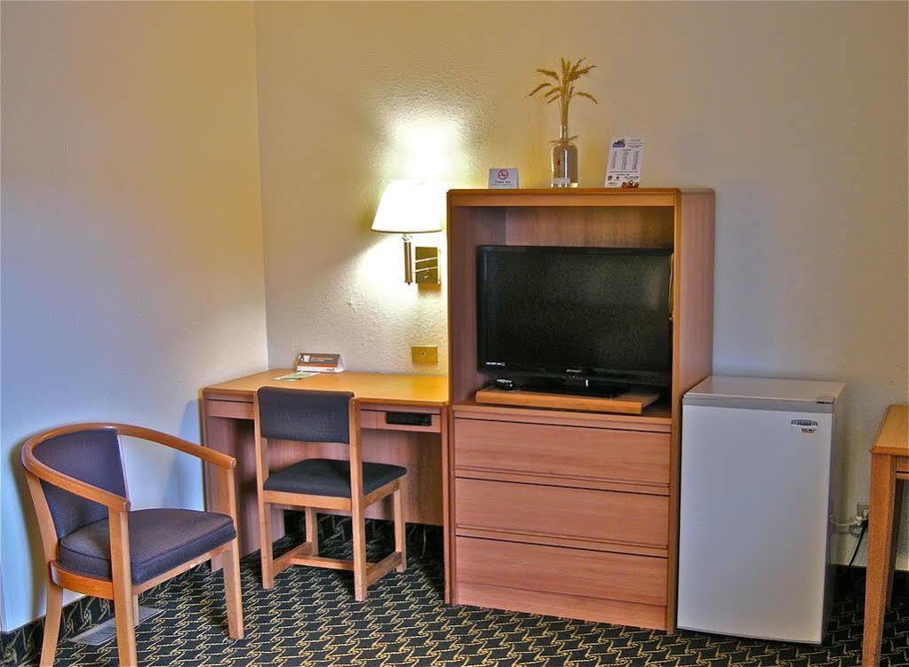 Travelodge By Wyndham Pendleton Or Zewnętrze zdjęcie